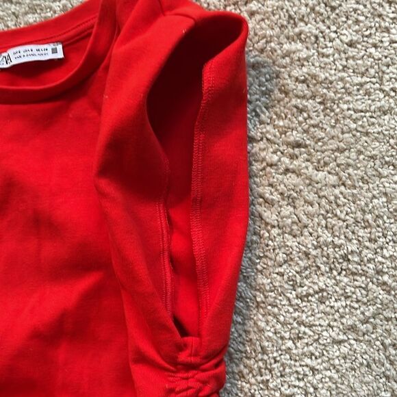 Zara Red Ruched Crop Muscle Tee size small - Picture 5 of 7
